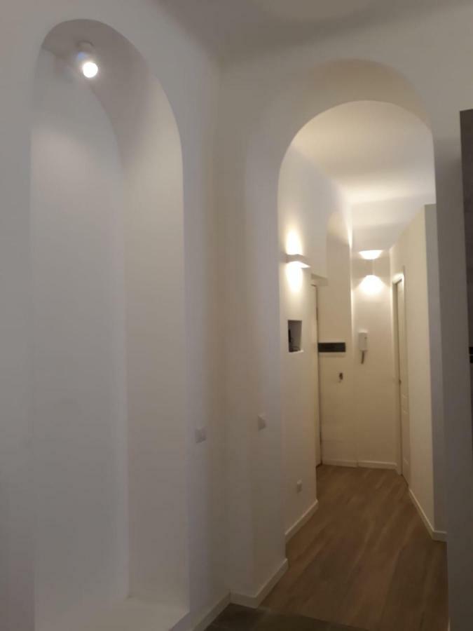Appartamento Con Vista Milão Exterior foto