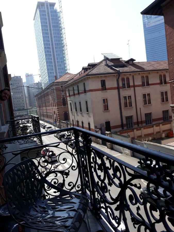 Appartamento Con Vista Milão Exterior foto