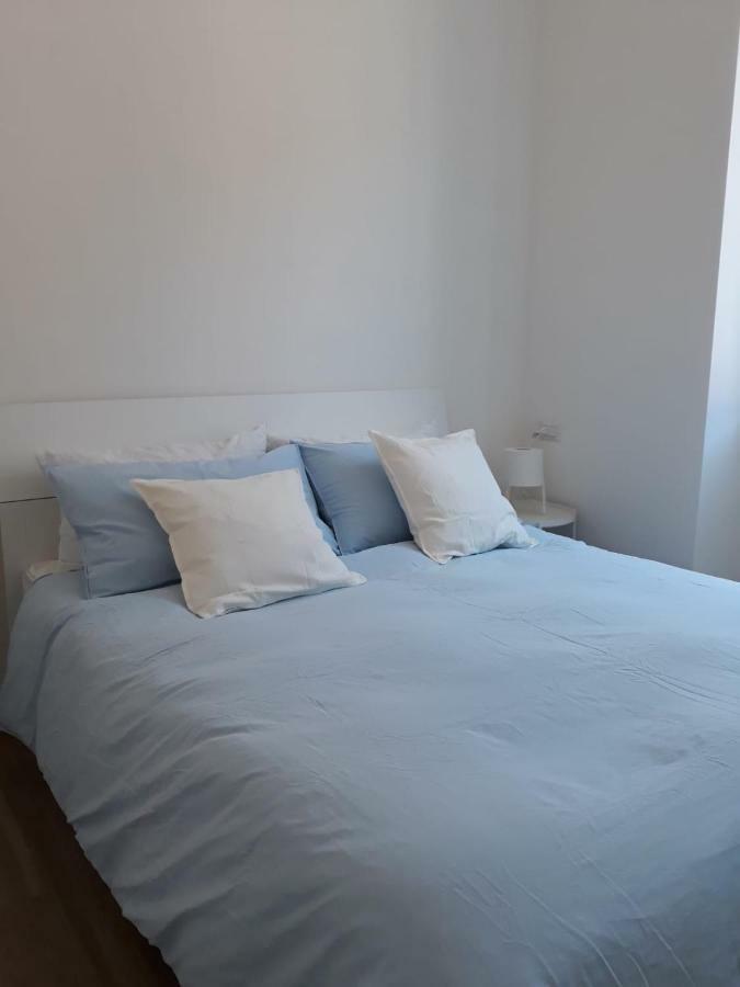 Appartamento Con Vista Milão Exterior foto